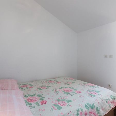 Apartment Complex Vetrina-Shared Pool Nova Vas  외부 사진